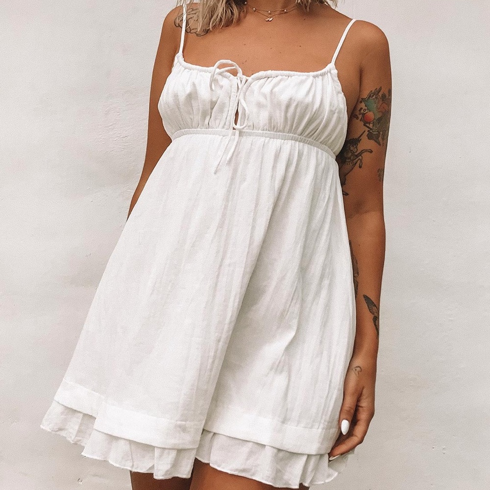White tie-front Mini / Babydoll Dress